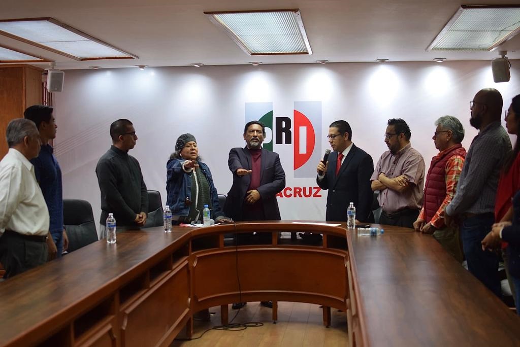 Encuentro en el PRI Veracruz con j&oacute;venes