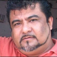 Columna - De poder a poder. 